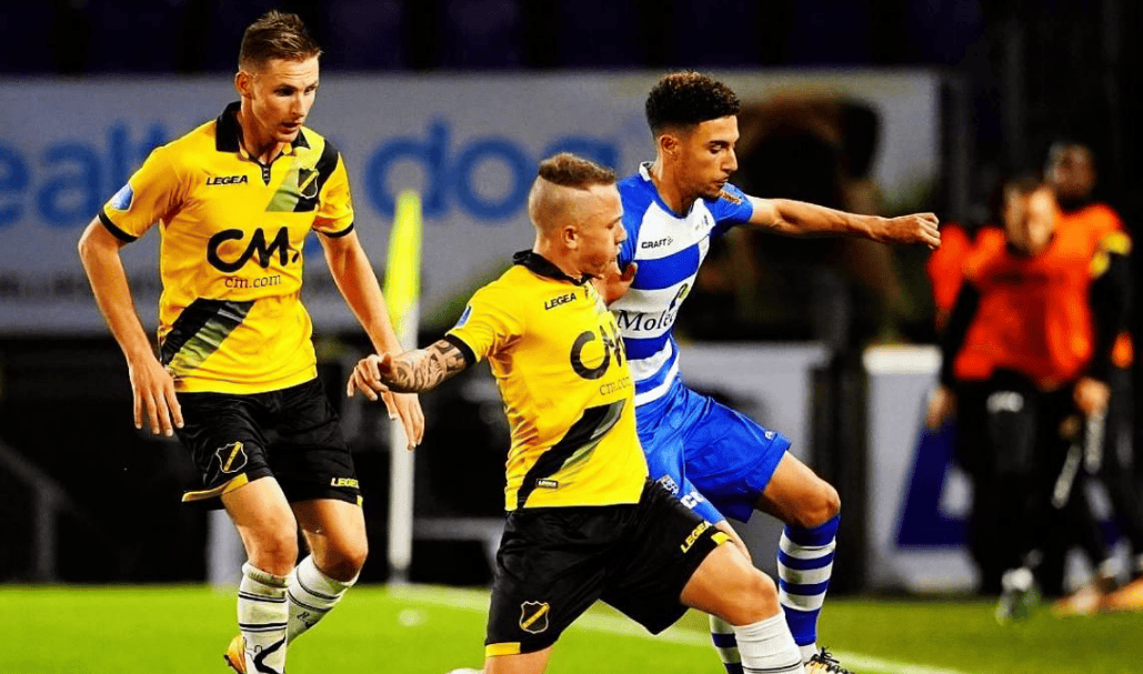 炸金花你是不是被气势唬住（炸金花局中，你被对手的气场压住了吗？）