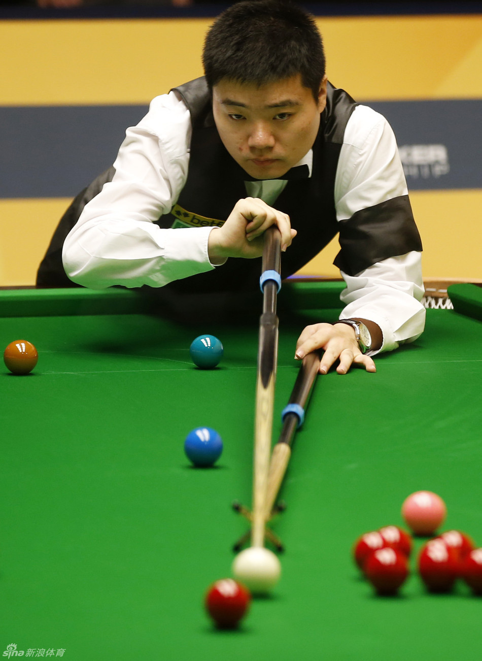 巴赫对阵奥 巴赫对阵奥